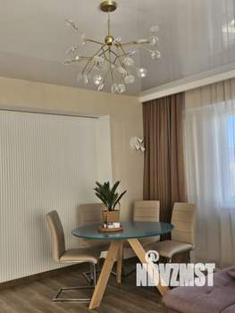 3-к квартира, вторичка, 107м2, 11/18 этаж