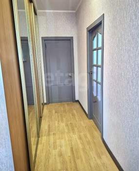 2-к квартира, вторичка, 62м2, 4/10 этаж