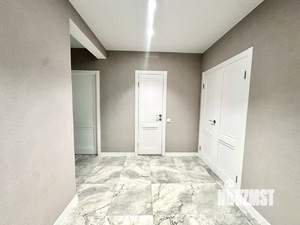 2-к квартира, вторичка, 65м2, 7/17 этаж