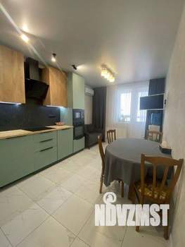 2-к квартира, вторичка, 68м2, 18/20 этаж