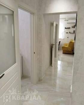 2-к квартира, вторичка, 47м2, 1/4 этаж