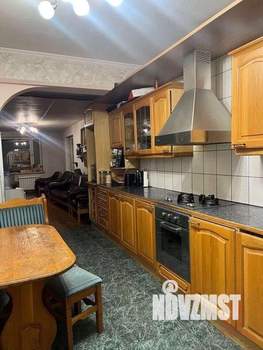 4-к квартира, вторичка, 140м2, 3/9 этаж