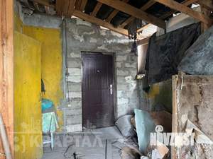 3-к квартира, вторичка, 50м2, 1/1 этаж