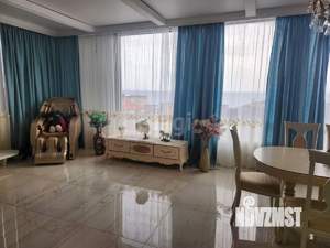 2-к квартира, вторичка, 100м2, 4/4 этаж