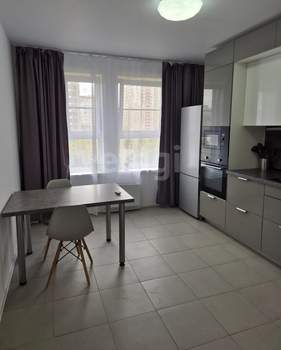 4-к квартира, вторичка, 98м2, 3/16 этаж