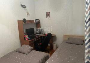 4-к квартира, вторичка, 130м2, 1/4 этаж