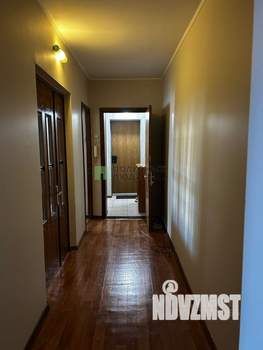 2-к квартира, вторичка, 52м2, 1/10 этаж