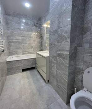 2-к квартира, вторичка, 64м2, 13/16 этаж