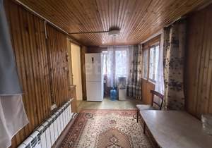 2-к квартира, вторичка, 44м2, 1/4 этаж