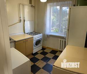 2-к квартира, вторичка, 44м2, 3/5 этаж