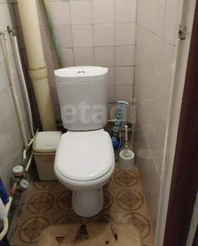 2-к квартира, вторичка, 53м2, 1/9 этаж