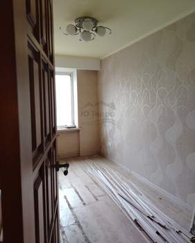 3-к квартира, вторичка, 61м2, 1/9 этаж