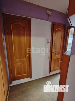 2-к квартира, вторичка, 52м2, 1/10 этаж