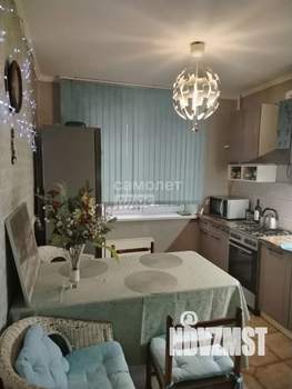 3-к квартира, вторичка, 65м2, 1/10 этаж