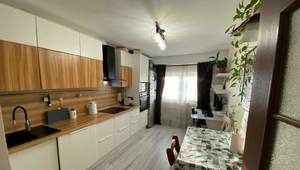 2-к квартира, вторичка, 60м2, 7/16 этаж