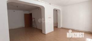 2-к квартира, вторичка, 54м2, 1/5 этаж