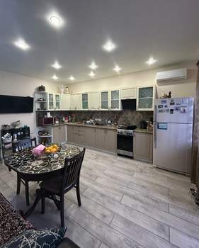 2-к квартира, вторичка, 65м2, 12/14 этаж