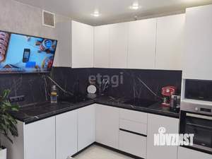 2-к квартира, вторичка, 57м2, 7/16 этаж