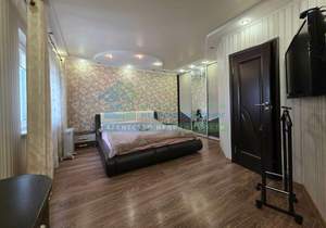 4-к квартира, вторичка, 95м2, 9/9 этаж