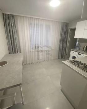 2-к квартира, вторичка, 45м2, 1/9 этаж