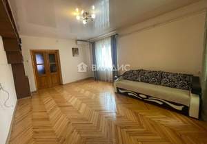 3-к квартира, вторичка, 64м2, 2/2 этаж