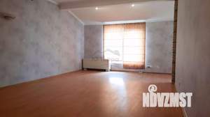 3-к квартира, вторичка, 109м2, 10/10 этаж