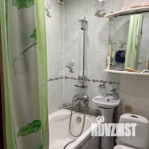 2-к квартира, вторичка, 64м2, 4/5 этаж