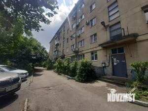 3-к квартира, вторичка, 63м2, 1/5 этаж