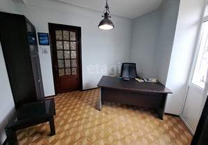 3-к квартира, вторичка, 73м2, 4/1 этаж