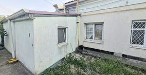 4-к квартира, вторичка, 65м2, 1/1 этаж
