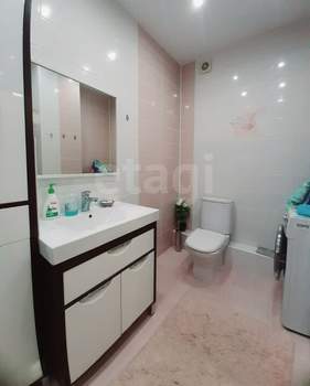 2-к квартира, вторичка, 62м2, 3/9 этаж
