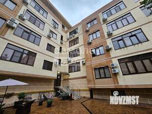 Студия квартира, вторичка, 94м2, 1/5 этаж