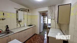 2-к квартира, вторичка, 44м2, 1/4 этаж