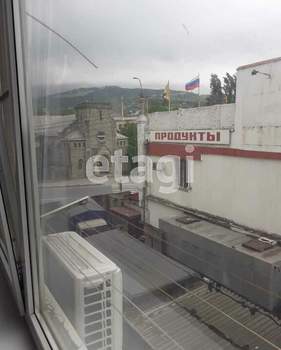 1-к квартира, вторичка, 33м2, 3/3 этаж