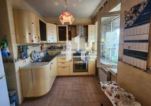 3-к квартира, вторичка, 61м2, 5/5 этаж