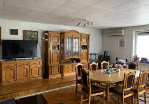 4-к квартира, вторичка, 140м2, 3/10 этаж