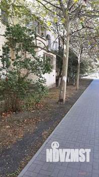 2-к квартира, вторичка, 42м2, 1/2 этаж