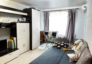 2-к квартира, вторичка, 45м2, 1/9 этаж