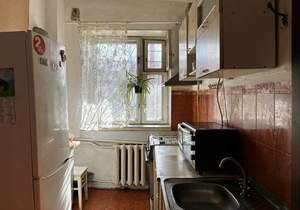 3-к квартира, вторичка, 65м2, 1/2 этаж