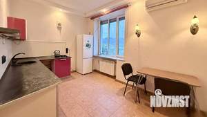 3-к квартира, вторичка, 98м2, 4/4 этаж