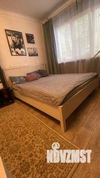 2-к квартира, вторичка, 42м2, 1/5 этаж