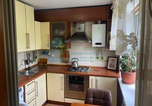 2-к квартира, вторичка, 48м2, 3/5 этаж