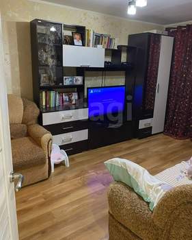 3-к квартира, вторичка, 50м2, 1/5 этаж
