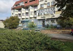 4-к квартира, вторичка, 300м2, 2/4 этаж