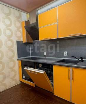 3-к квартира, вторичка, 67м2, 8/16 этаж