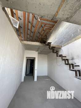 1-к квартира, вторичка, 130м2, 8/8 этаж