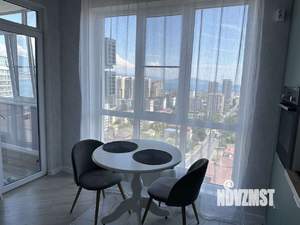 2-к квартира, вторичка, 63м2, 13/13 этаж