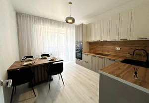 2-к квартира, вторичка, 56м2, 12/17 этаж