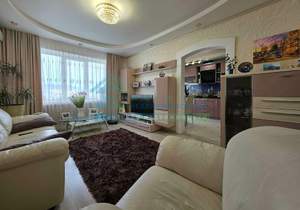 4-к квартира, вторичка, 95м2, 9/9 этаж