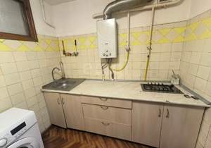 2-к квартира, вторичка, 44м2, 1/4 этаж